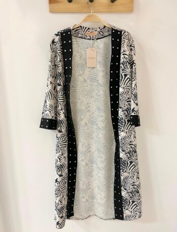 Kimono Aitana Print Negro Tachas