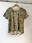 Remera Nina Morley Verde Piton