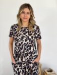 Remera Nina Animal Print Gris